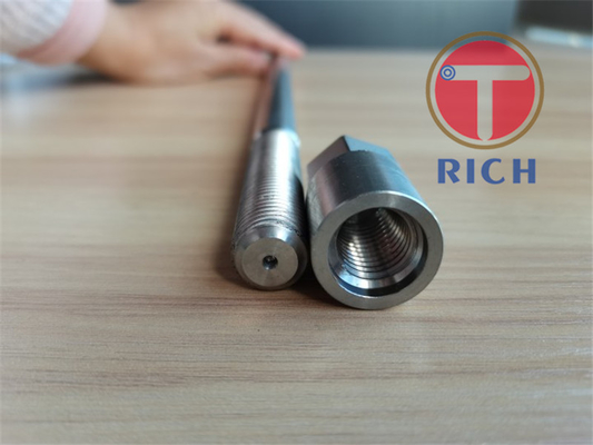 Bom preço. Peças fazendo à máquina do metal do Cnc 5052 que gerenciem o homem do furo e o eixo de extensão rosqueado fêmea on-line