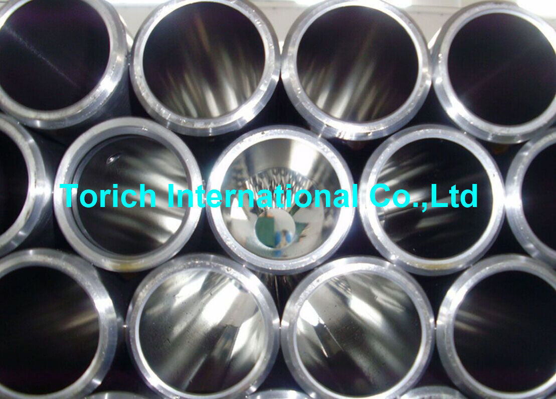 Tubo de aço inoxidável sem emenda GB/T 3089 S30408 S30403 da parede a mais fina uniforme do PESO