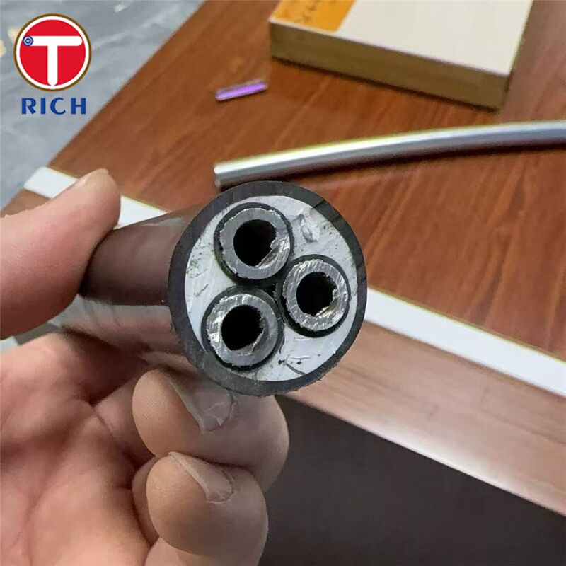 Tubos sem costura de aço inoxidável multi-núcleo com revestimento de plástico para construção naval, de qualidade 304L/316L/Duplex 2205 e técnicas de tração a frio/rolhamento a quente