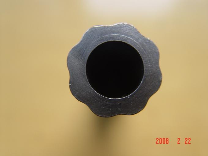 Os tubos de aço sem emenda especiais dos tubos dentro do Special redondo da parte externa dão forma