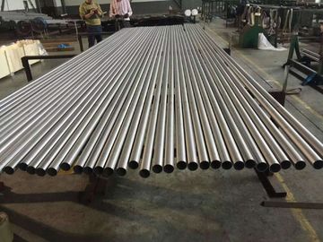 Bom preço. Os tubos dos VAGABUNDOS soldaram a tubulação de aço inoxidável recozida brilhante ASTM A249 EN10217-7 do tubo on-line