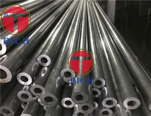 Bom preço. Tubulação DIN2391 de aço sem emenda dos 10m St35 St37 St52 17mm do comprimento on-line