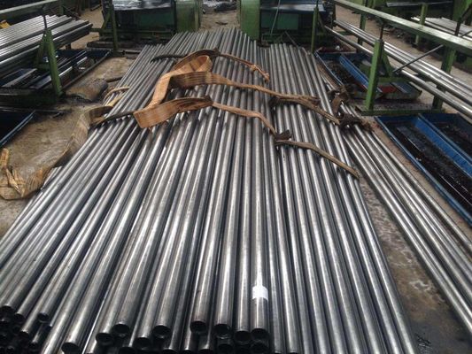 Bom preço. EN10305-4 estrutural C45 laminou o tubo de aço da precisão on-line