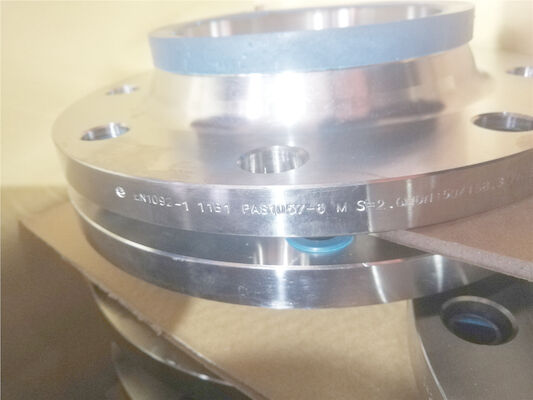 Bom preço. O forjamento DN15 Ss de ASTM A182 desliza nos encaixes de tubulação da flange on-line